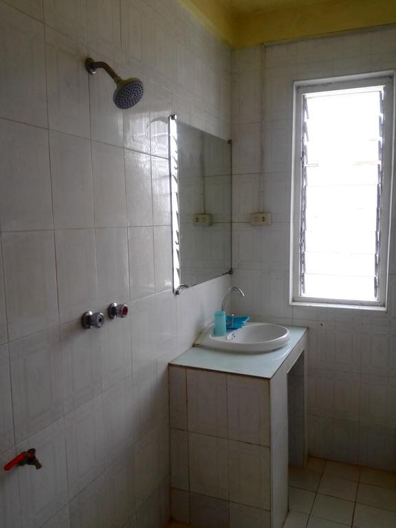 Bright Hotel Nyaung Shwe Bagian luar foto