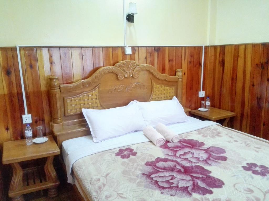 Bright Hotel Nyaung Shwe Bagian luar foto