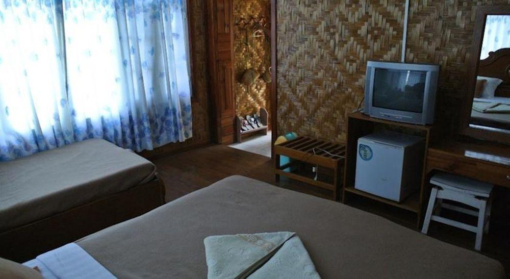 Bright Hotel Nyaung Shwe Bagian luar foto