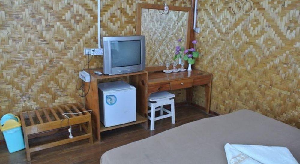 Bright Hotel Nyaung Shwe Bagian luar foto