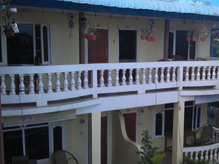 Bright Hotel Nyaung Shwe Bagian luar foto