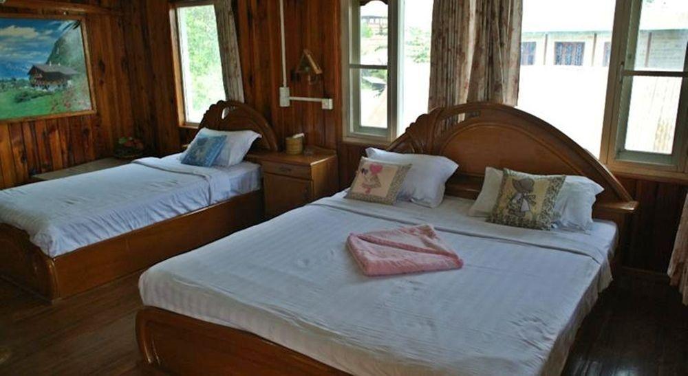 Bright Hotel Nyaung Shwe Bagian luar foto