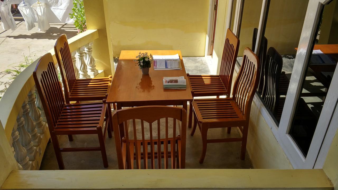 Bright Hotel Nyaung Shwe Bagian luar foto
